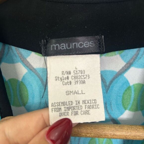 Maurices Women's Y2K Deep V Babydoll Geometric Print Cap Sleeve Top Size S - Picture 5 of 10